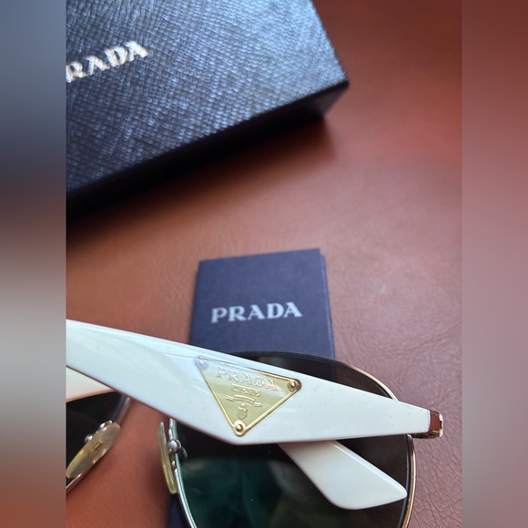 Prada SPR 52QS Aviator Sunglasses White Frame Silver Mirror Lenses - Picture 11 of 14